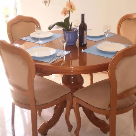 Nada Apartman